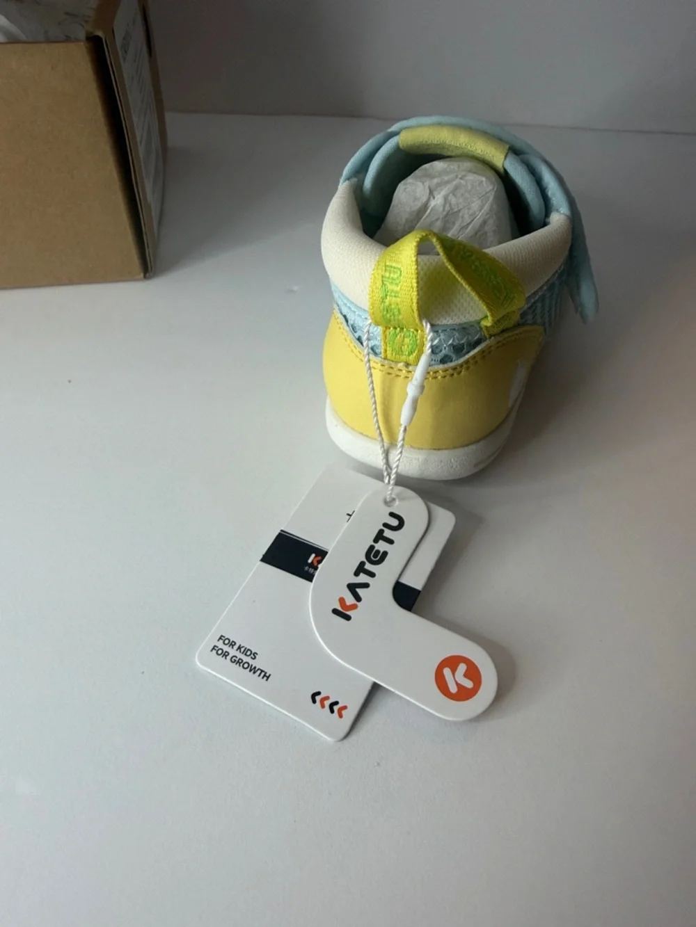 Katetu Light Blue Mesh Baby Walker Shoes with Yellow Pull Tab
