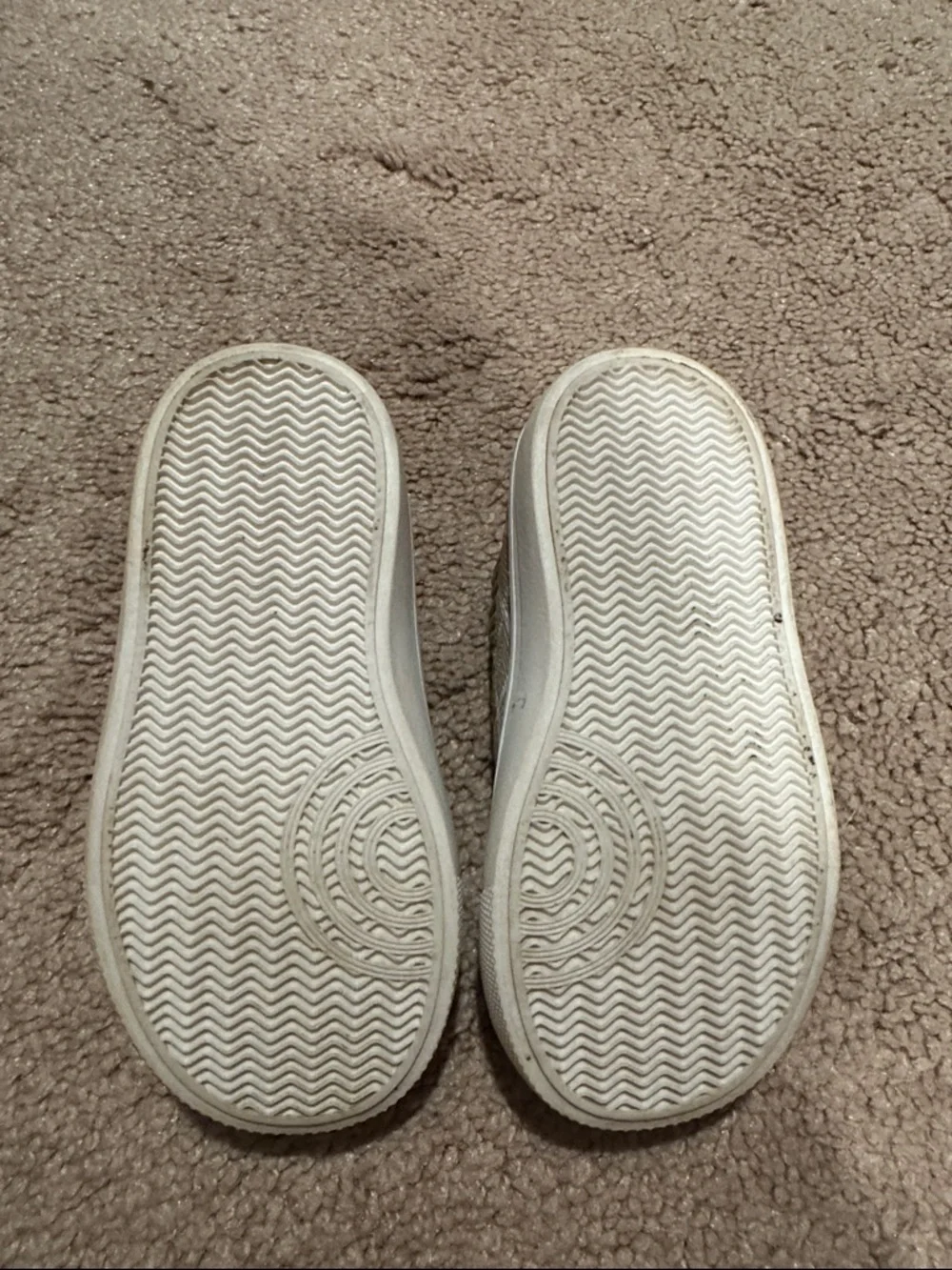 Baby Knit Slip-On Walkers in Beige and White - Neutral Grid Design