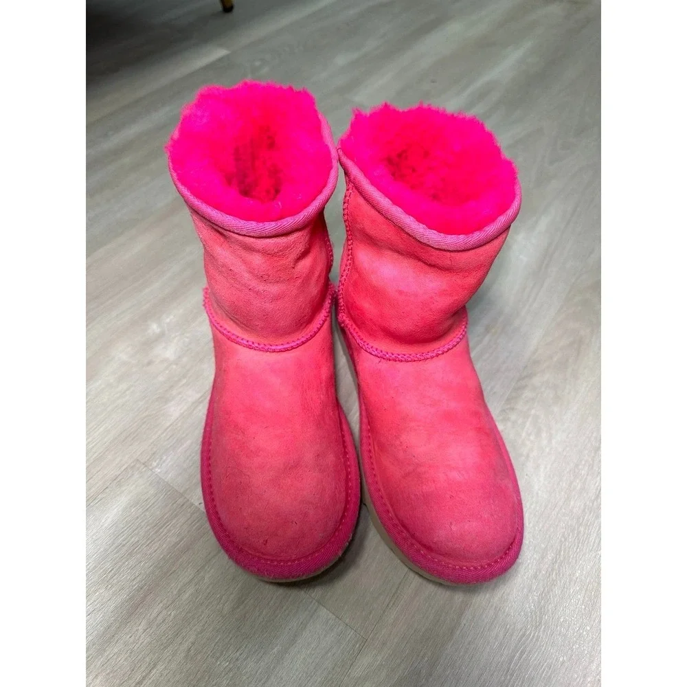 UGG Australia brighten any