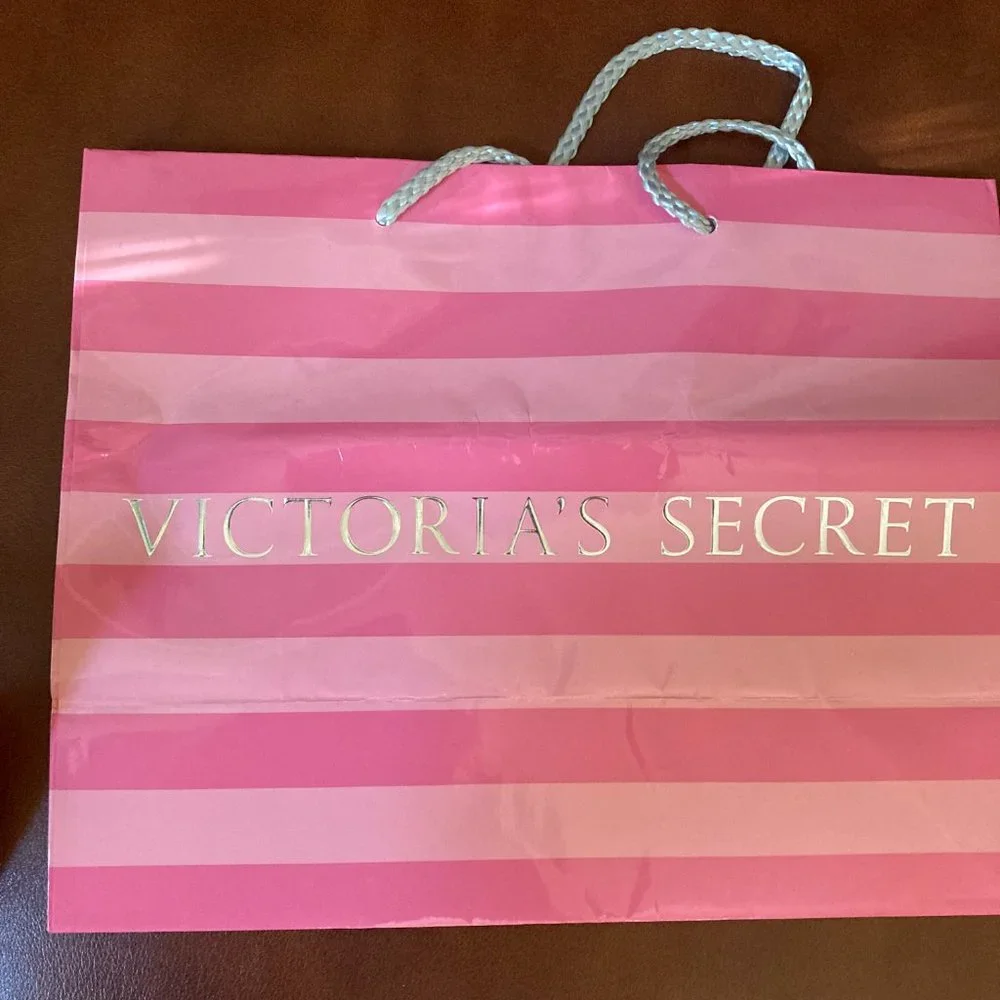 Lot of Party Supplies-Disposable Wine Glasses and Victoria Secret Gift B…