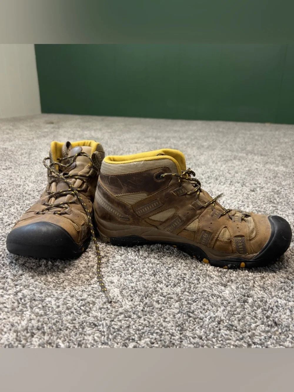 KEEN Brown and Tan Waterproof Men's Hiking Boots