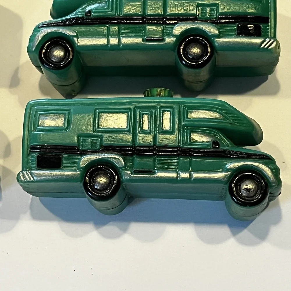 The Unbranded Brand vintage rv