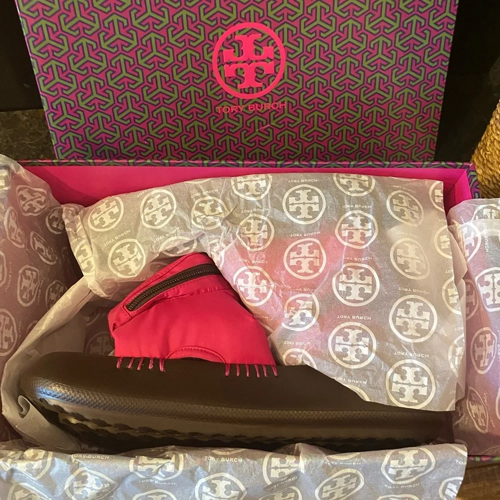 Tory Burch Pocket Sport Slide-Nylon