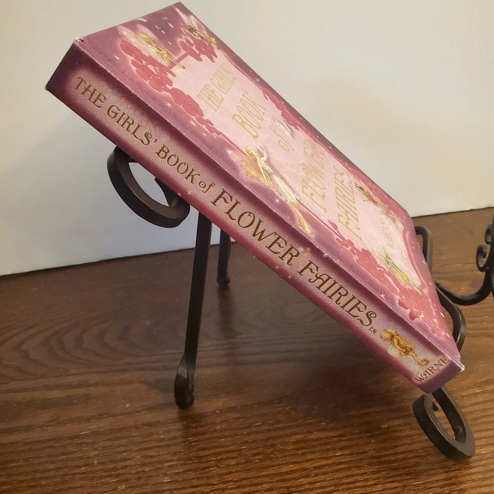 N/A girls book