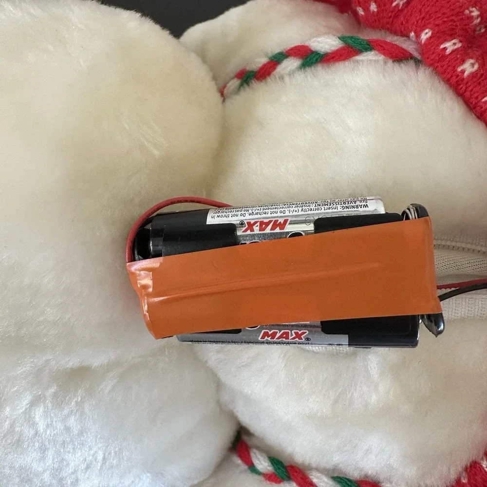 VTG 80's TL Toys White Christmas Girl Blushing Musical Teddy Bear Singing RARE