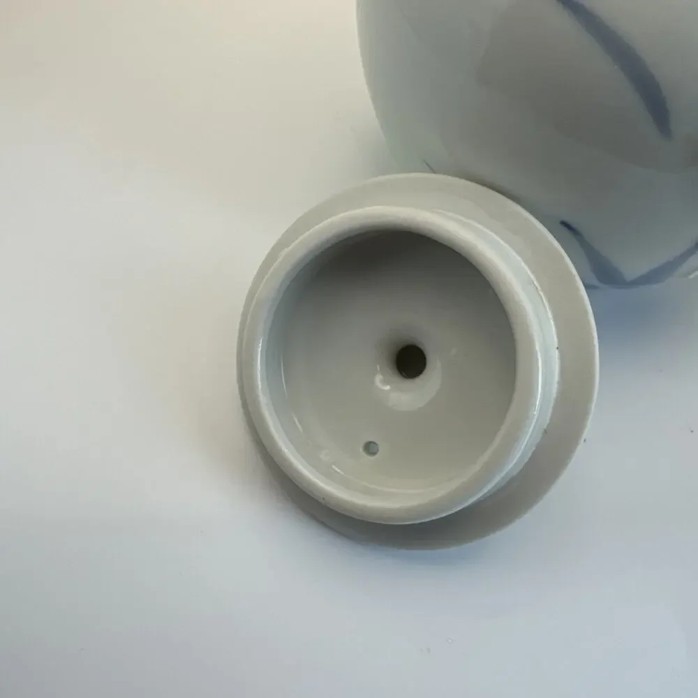 JAPANESE FINE‎ PORCELAIN CONTEMPORARY TEAPOT BLUE PINK FLORAL WOVEN HANDLE