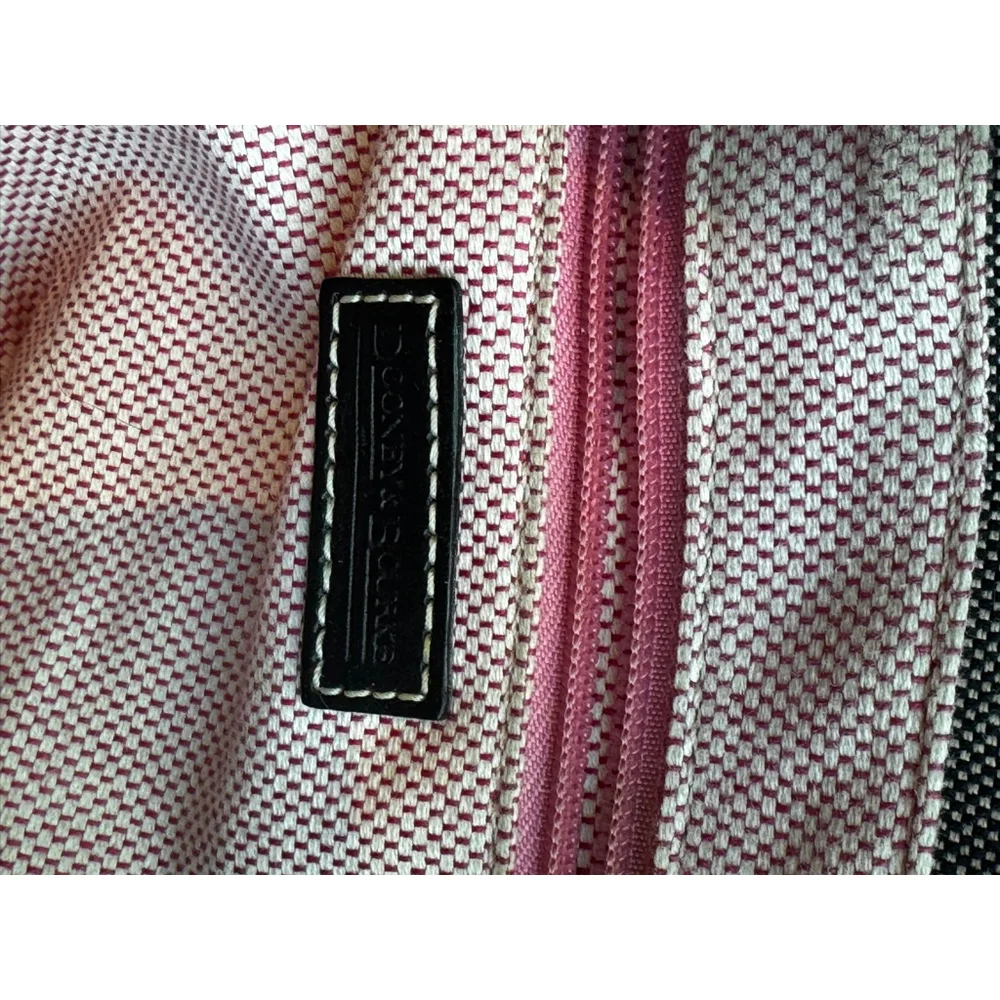 Dooney & Bourke authentic dooney