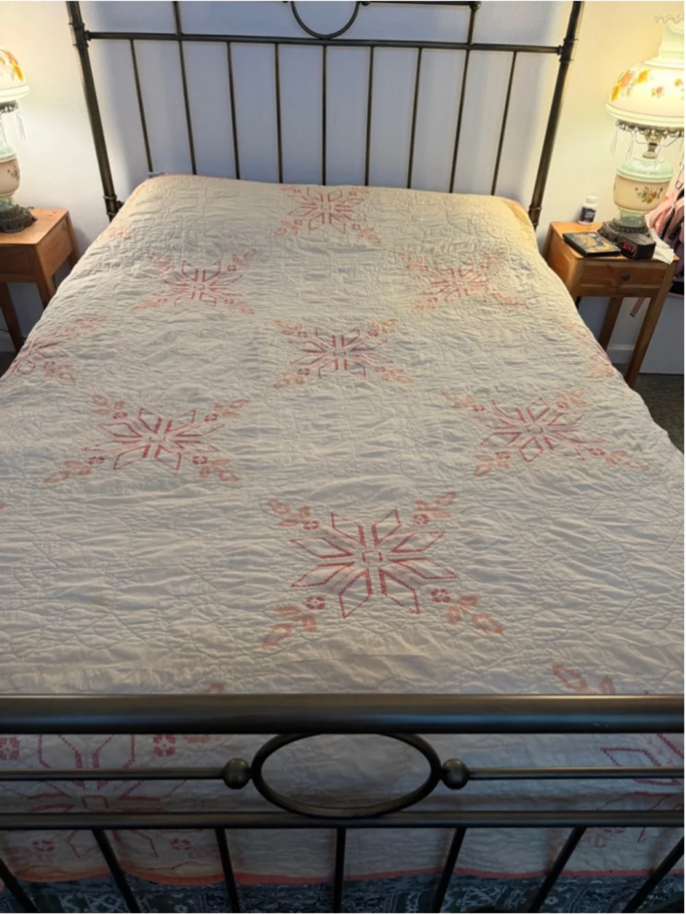 Vintage Handmade Quilt Hand Quilted Embroidered Floral Star 79x90 Full Queen Cot