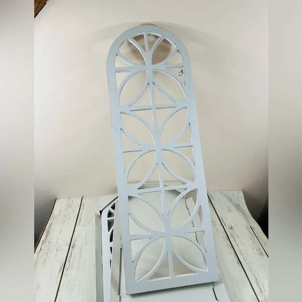 N/A white clean 25”
