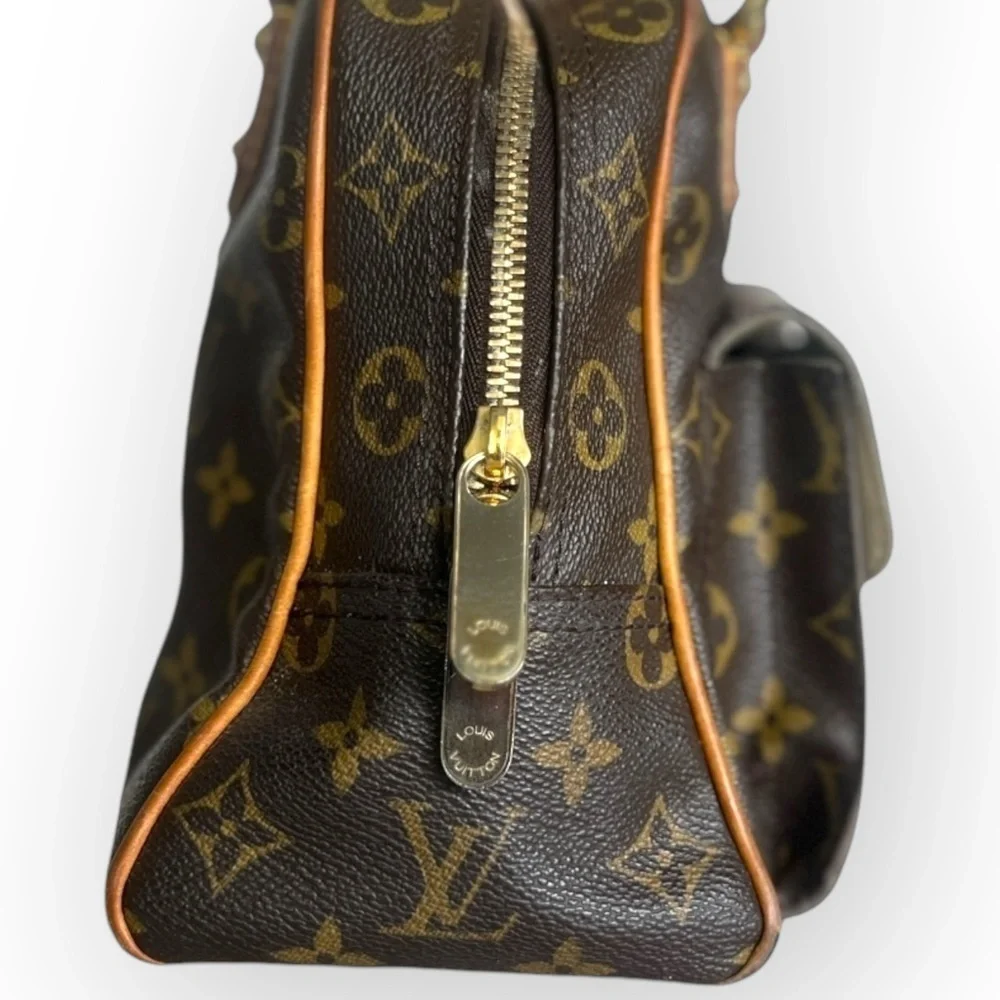 Louis Vuitton Monogram Manhattan PM