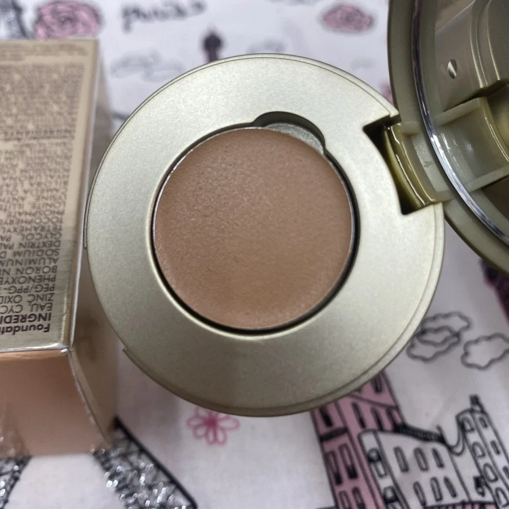 Stila stay all