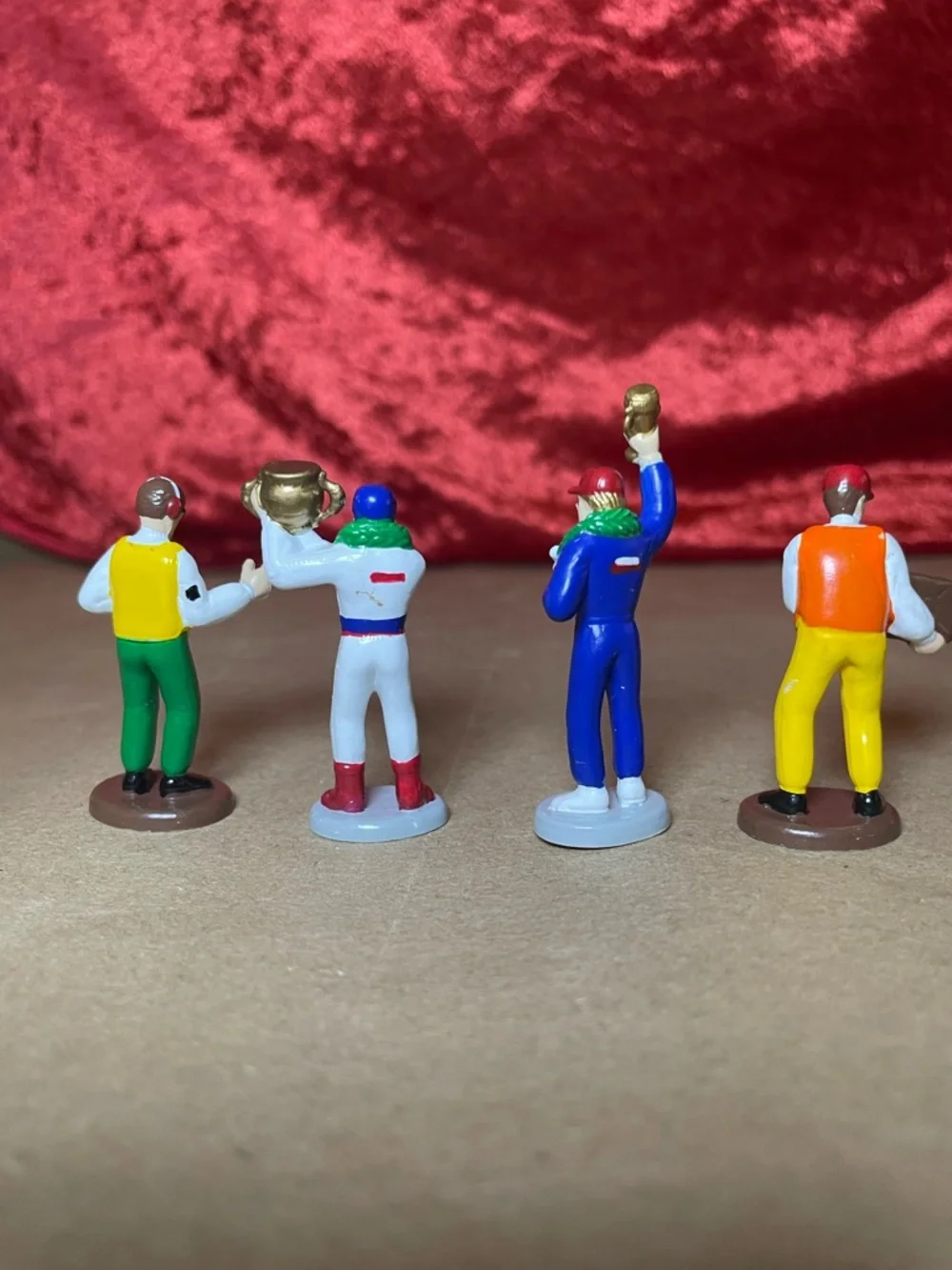 N/A 10 figures
