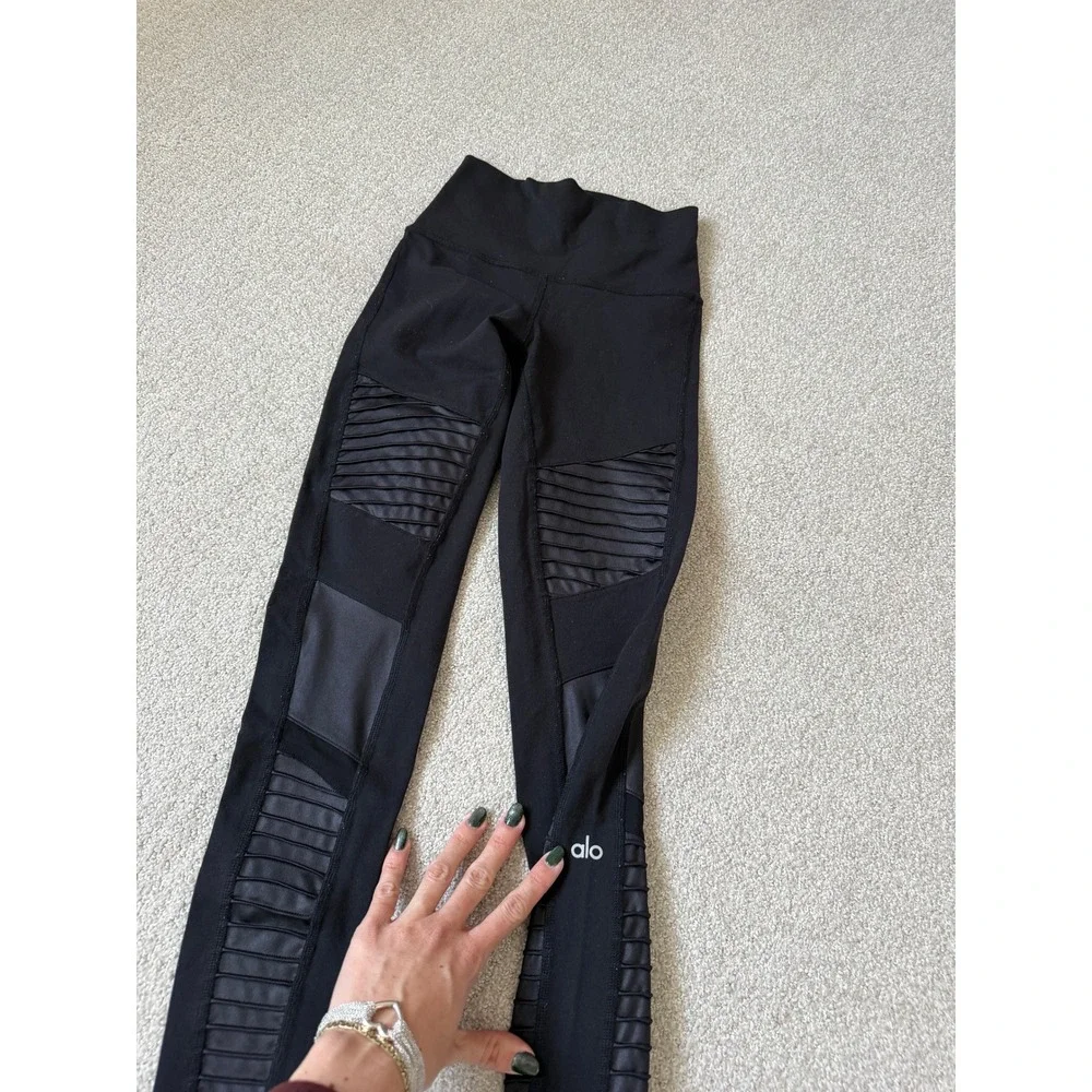 ALO Yoga overview these
