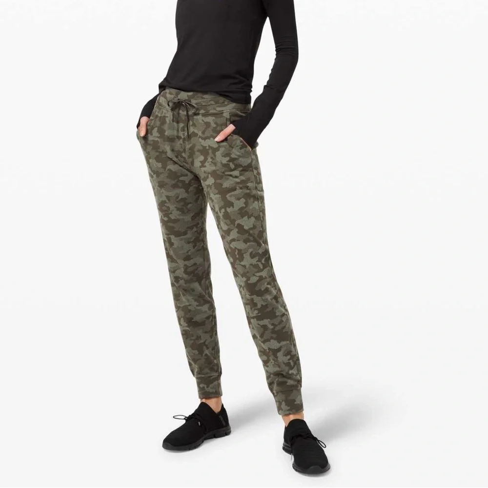 Lululemon Ready to Rulu Jogger in Camo Dark Olive