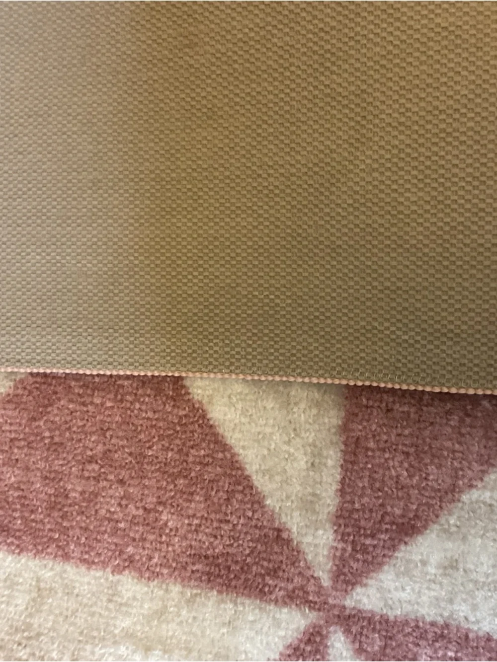 Maples rug geometric
