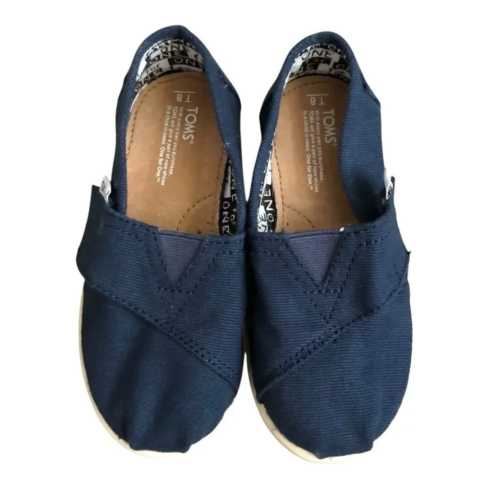 Toms brand tag