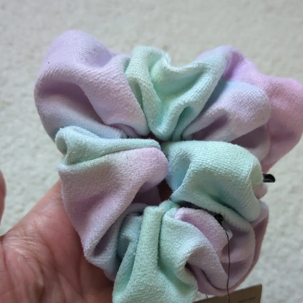 Nike scrunchie blend
