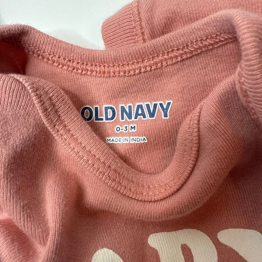Old Navy Baby Girls Bodysuit Bundle 0-3 M‎ Lot of 4
