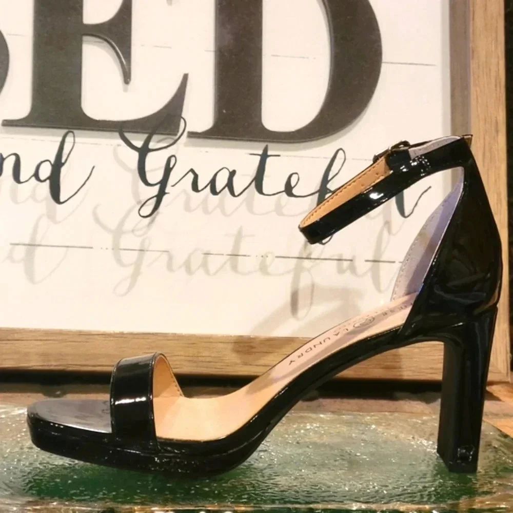 Chinese Laundry Tinie Platform Sandal Wmns 7 #TIFG-004 NWT
