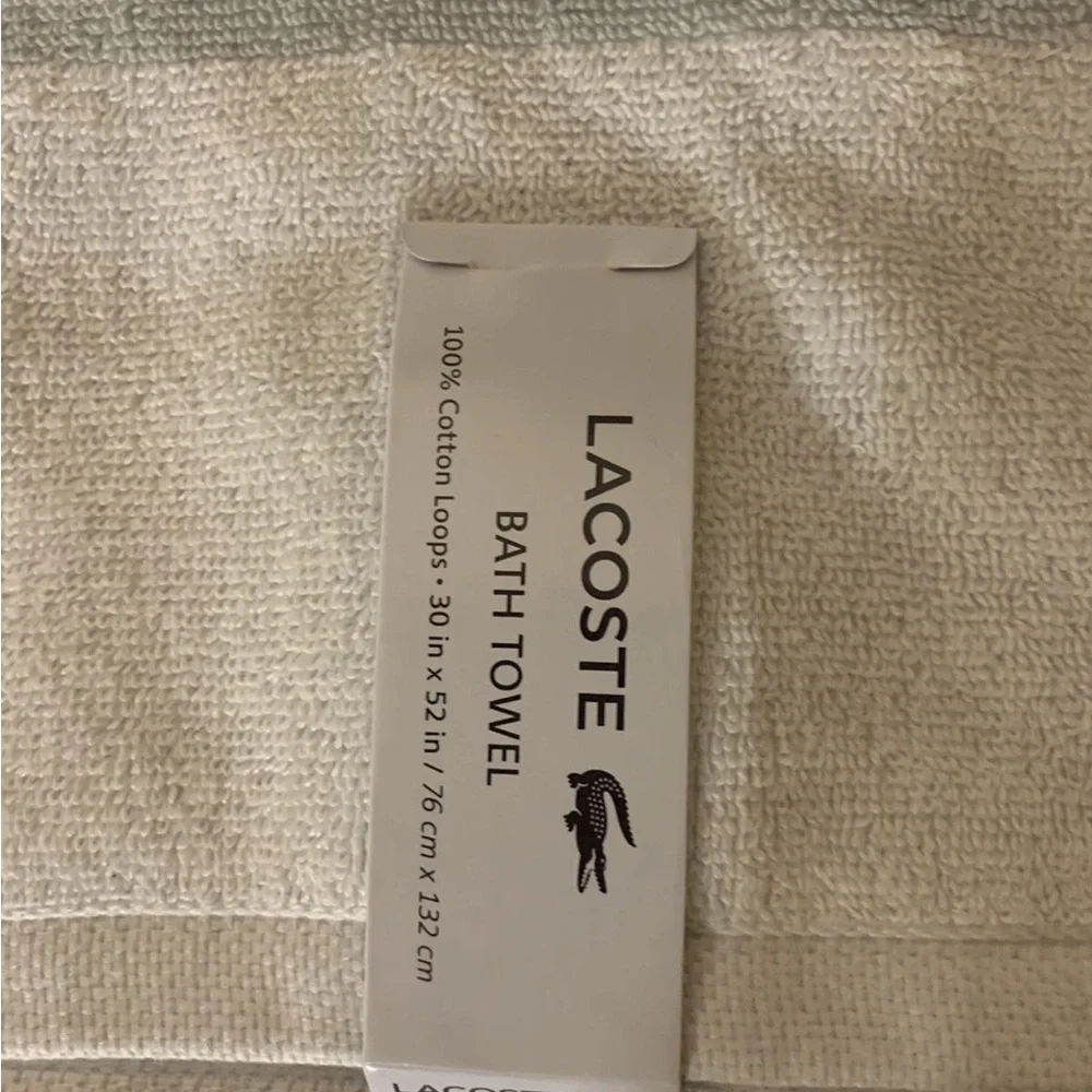 Lacoste luxurious bath