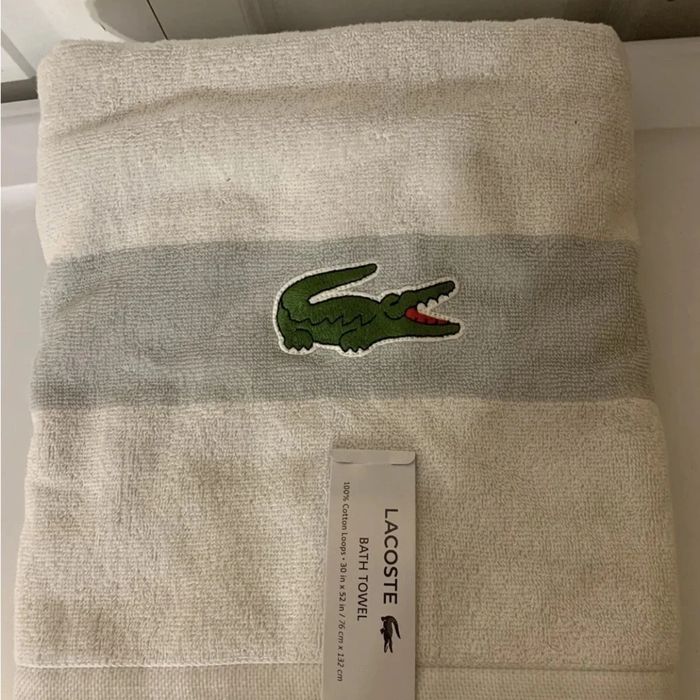 Lacoste luxurious bath