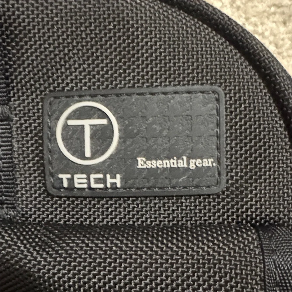 Tumi T-Tech Essential Gear Messenger Bag Shoulder Strap Trolley Sleeve Black