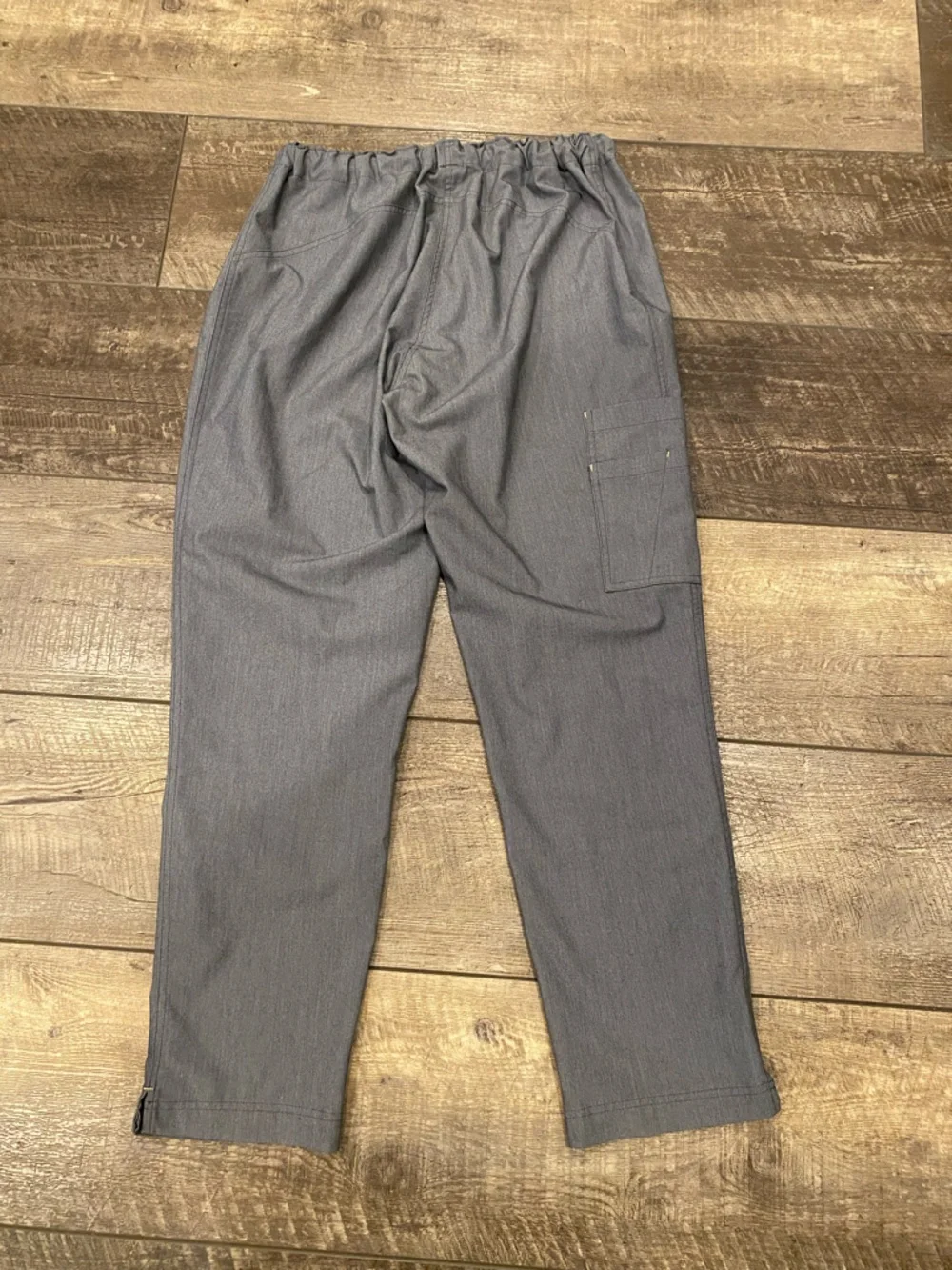 Figs Men's Threads For Threads Graphic Scrub Pant Size Large