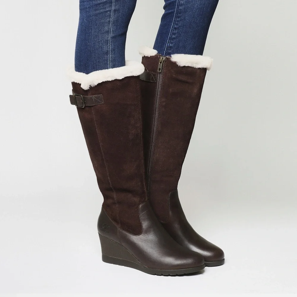 UGG wedge boots‎ Mischa Waterproof Boot size 8 burgundy NWOT