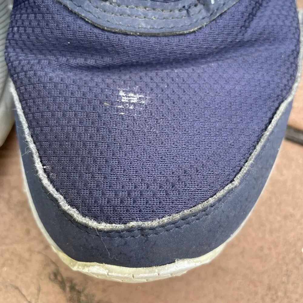 Asics great used