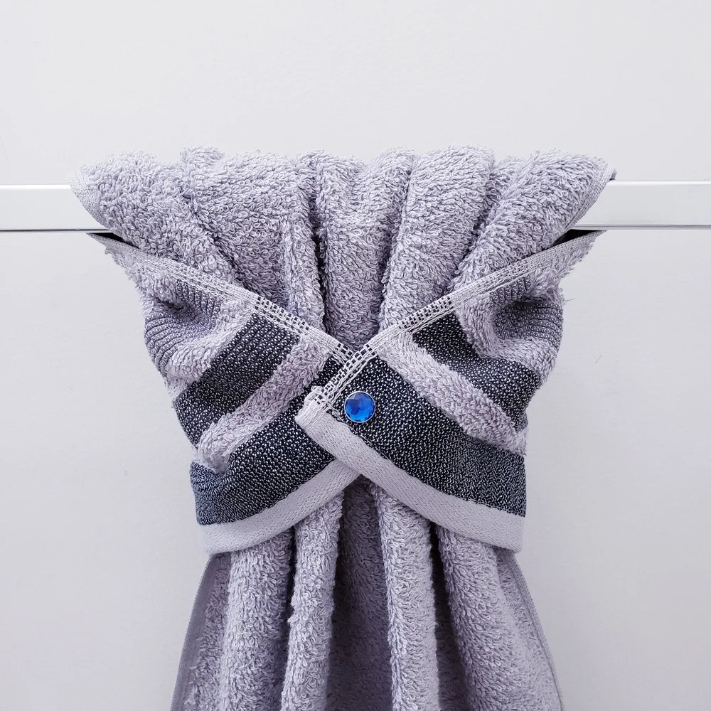 💚FINAL💚LAST 3 #0970-C ●NEW Gray Hang'N'Snap Hand Towel 🤍BLUE JEWEL SNAP