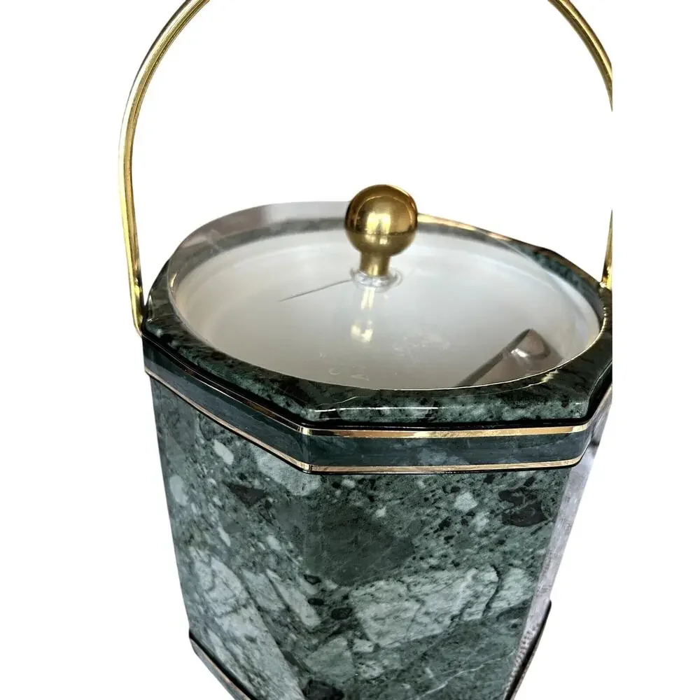 Kraftware step back
