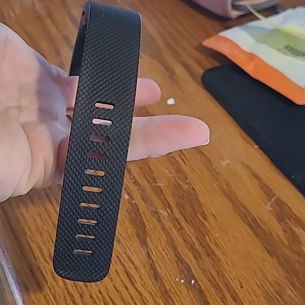 fitbit lost charger