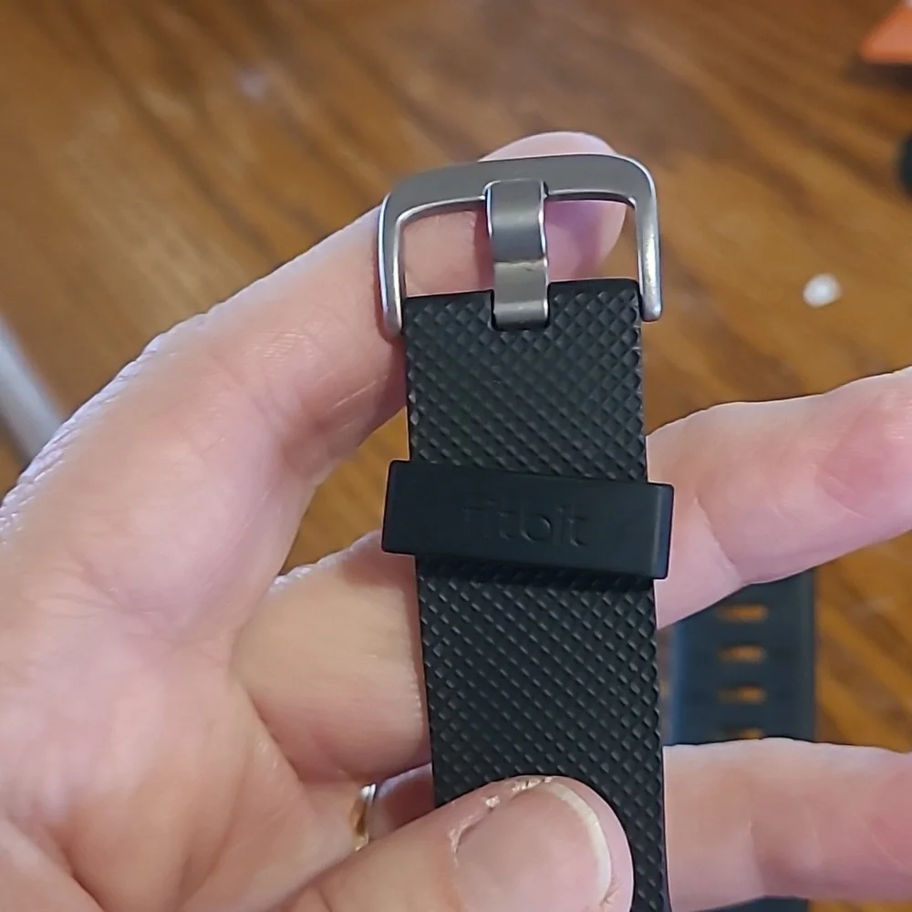 fitbit lost charger