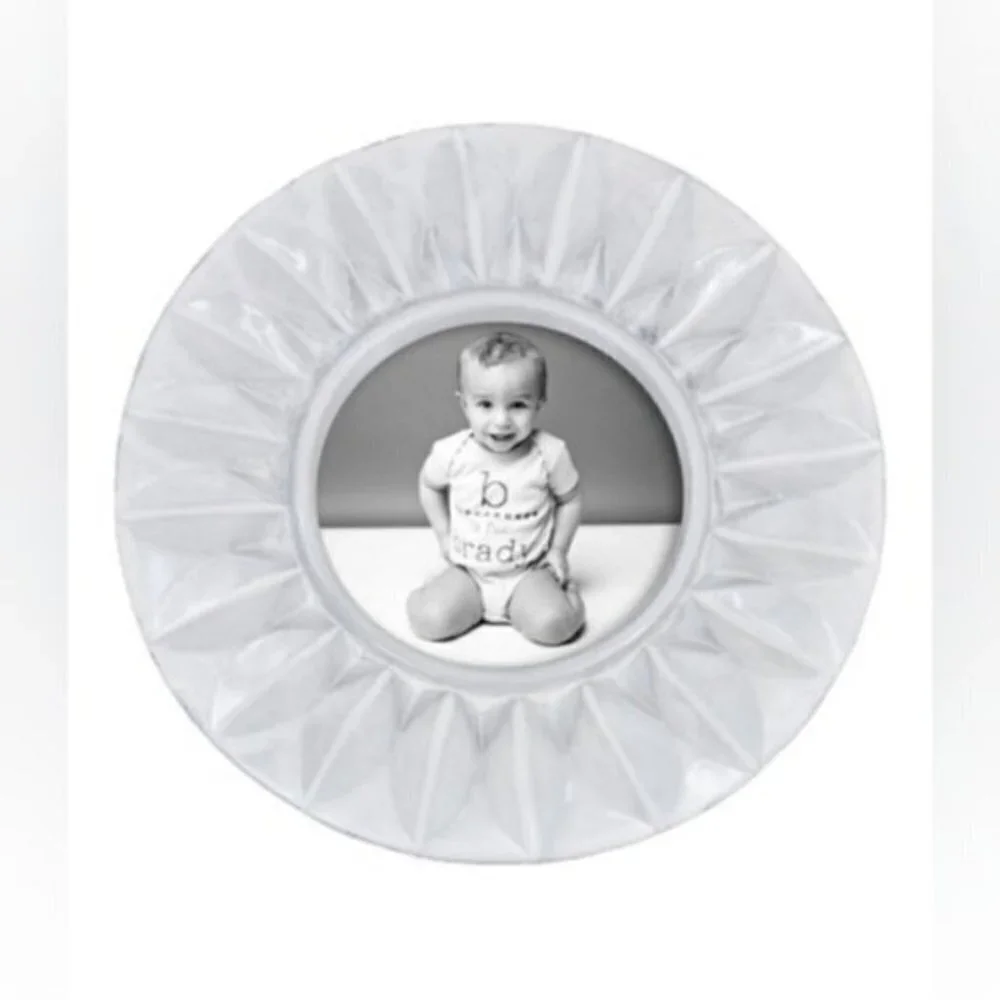 Parisian Home white round