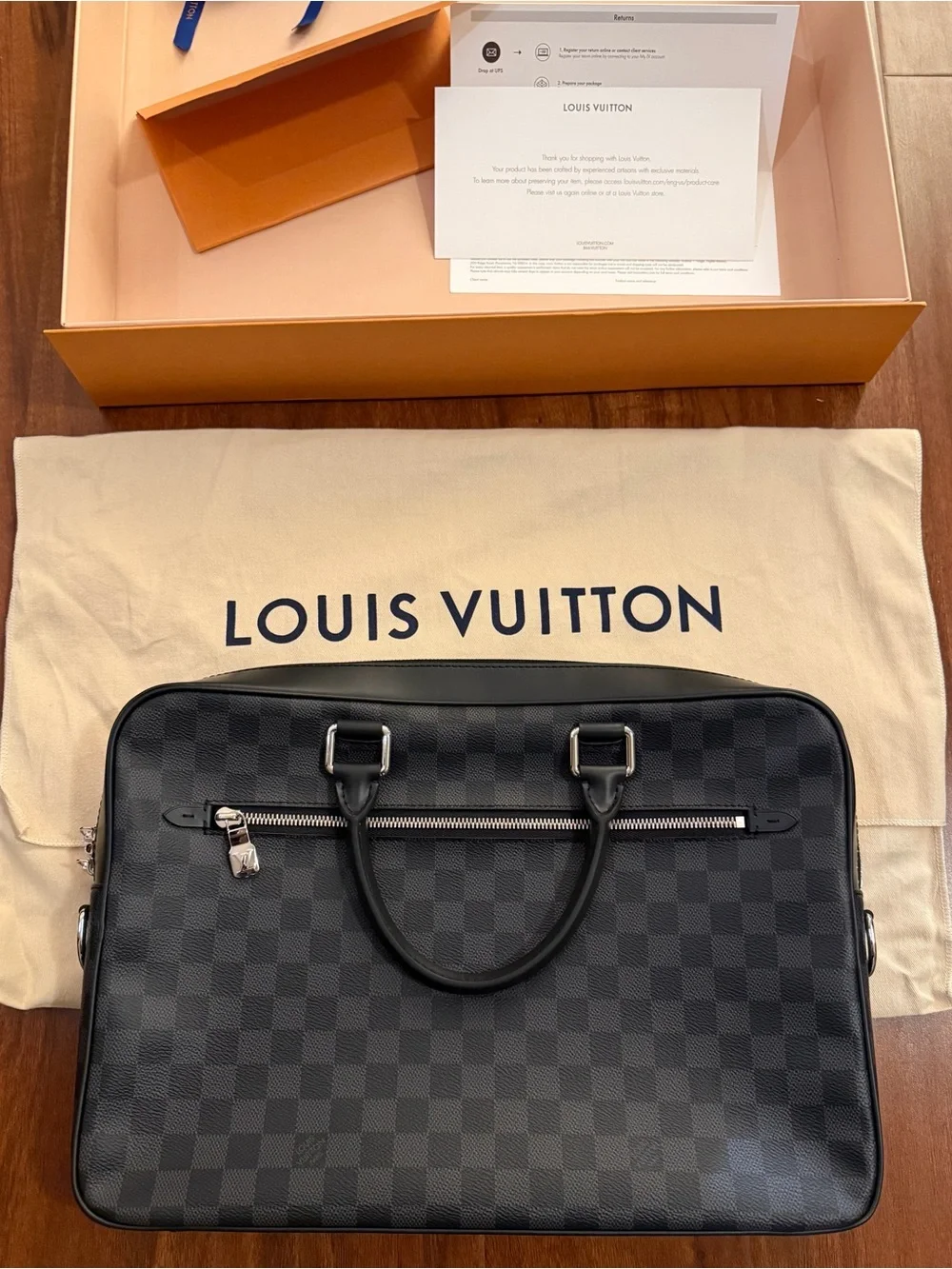 Louis Vuitton new authentic
