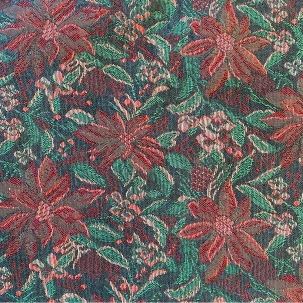 Crate&Barrel red green