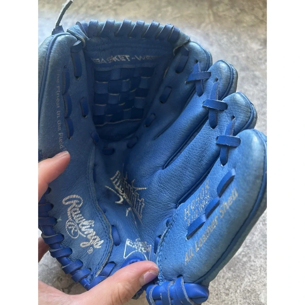 Rawlings see signs blue