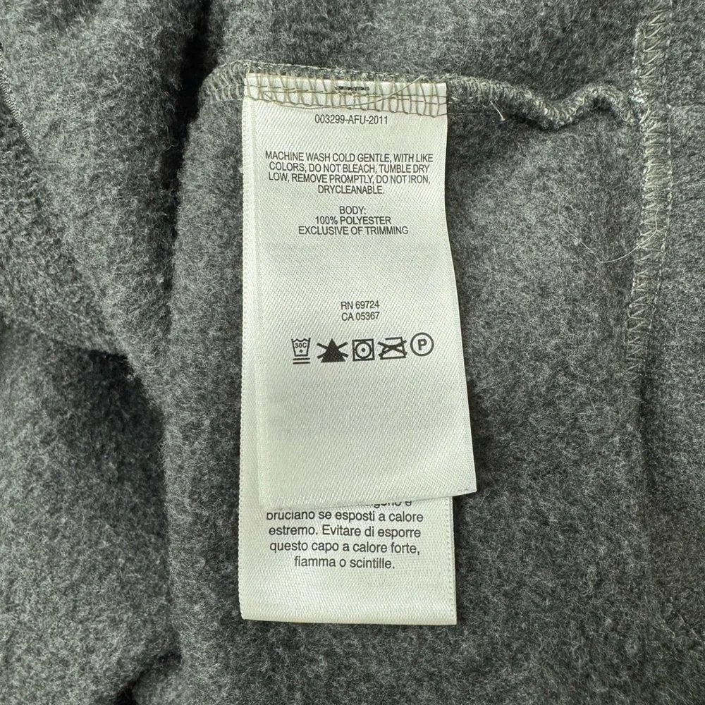 zippered full pockets