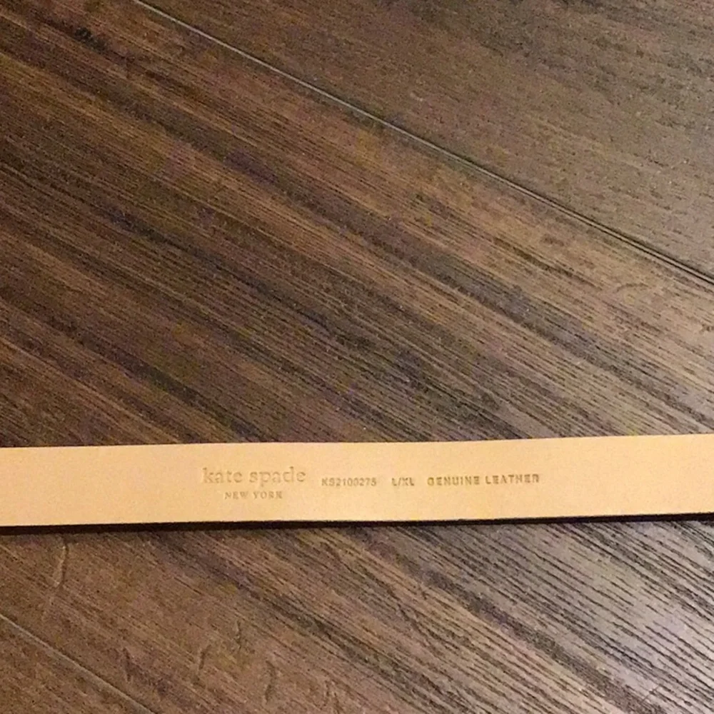 Kate Spade New York NWT genuine leather Lemon Belt Bag size L/XL.