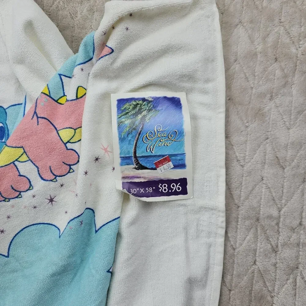 unbranded vintage 2001