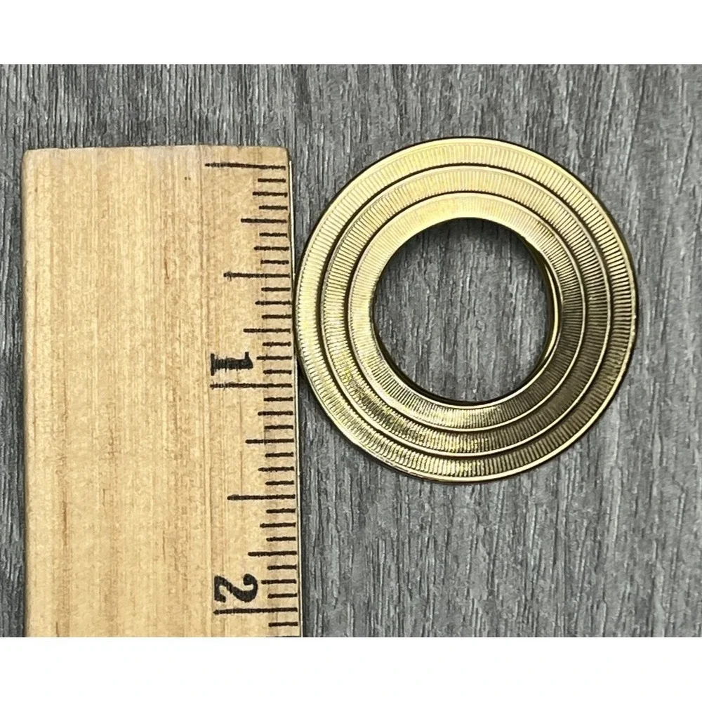 Vintage Gold Tone Concentric Ridged Circle Scarf Clip Modernist Style