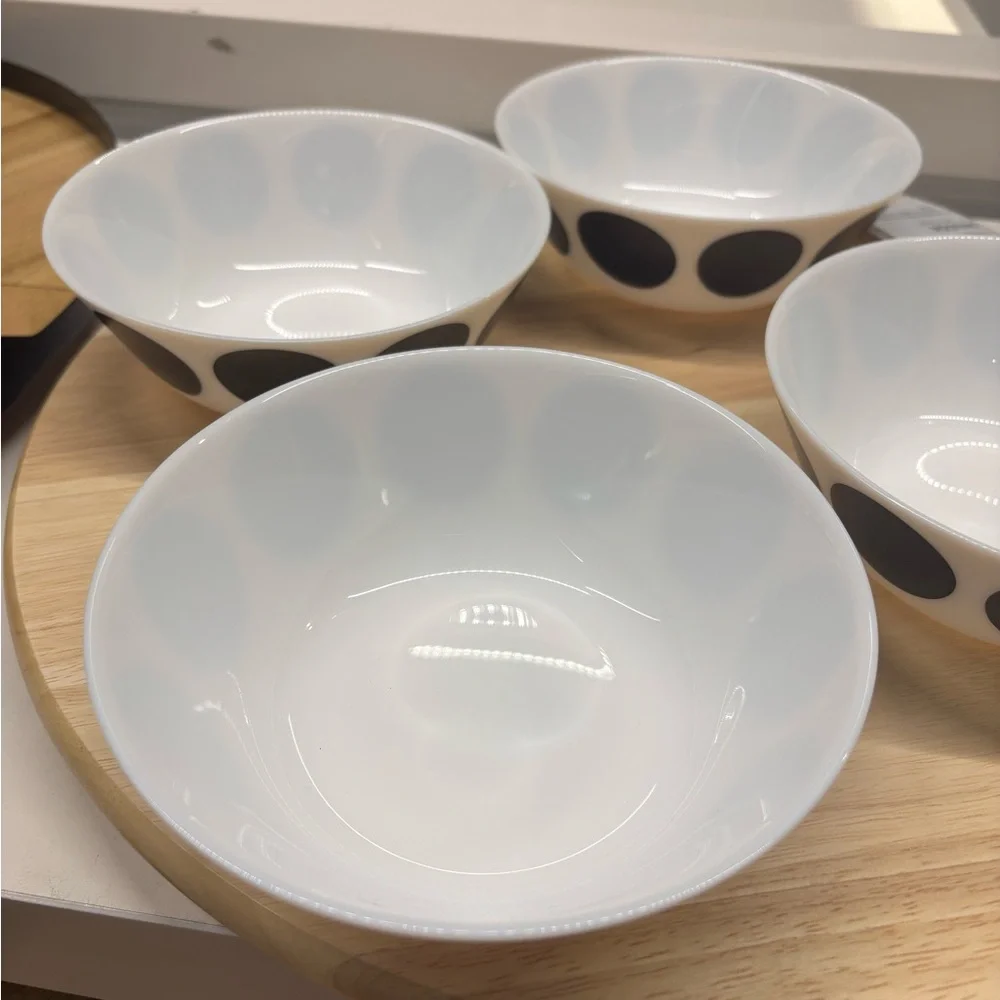 5 piece IKEA White & black Bowl w Black Dot Pattern for cereal soup oatmeal new