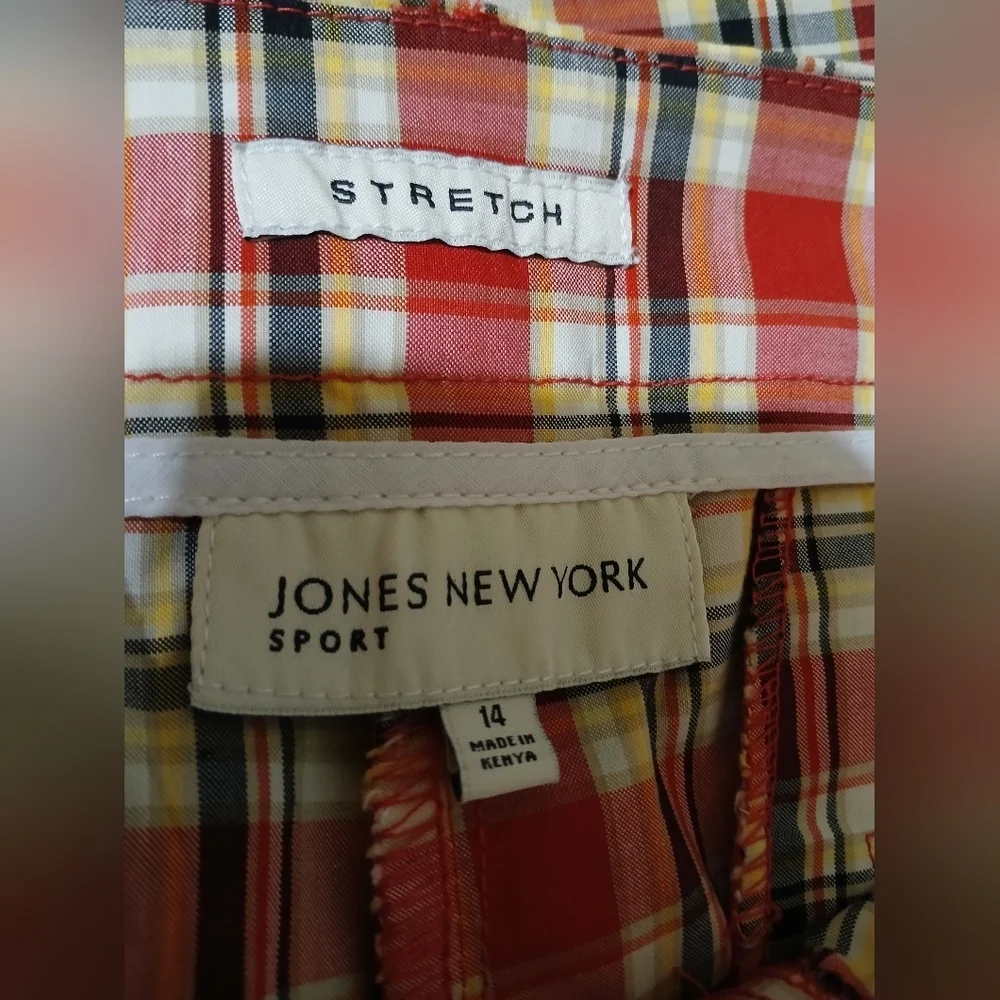 Jones New York stylish red