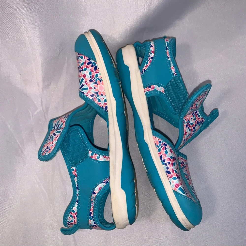 Lands’ End Sandals Kids Youth Size 4 Floral Teal Pink Closed Toe Shoes