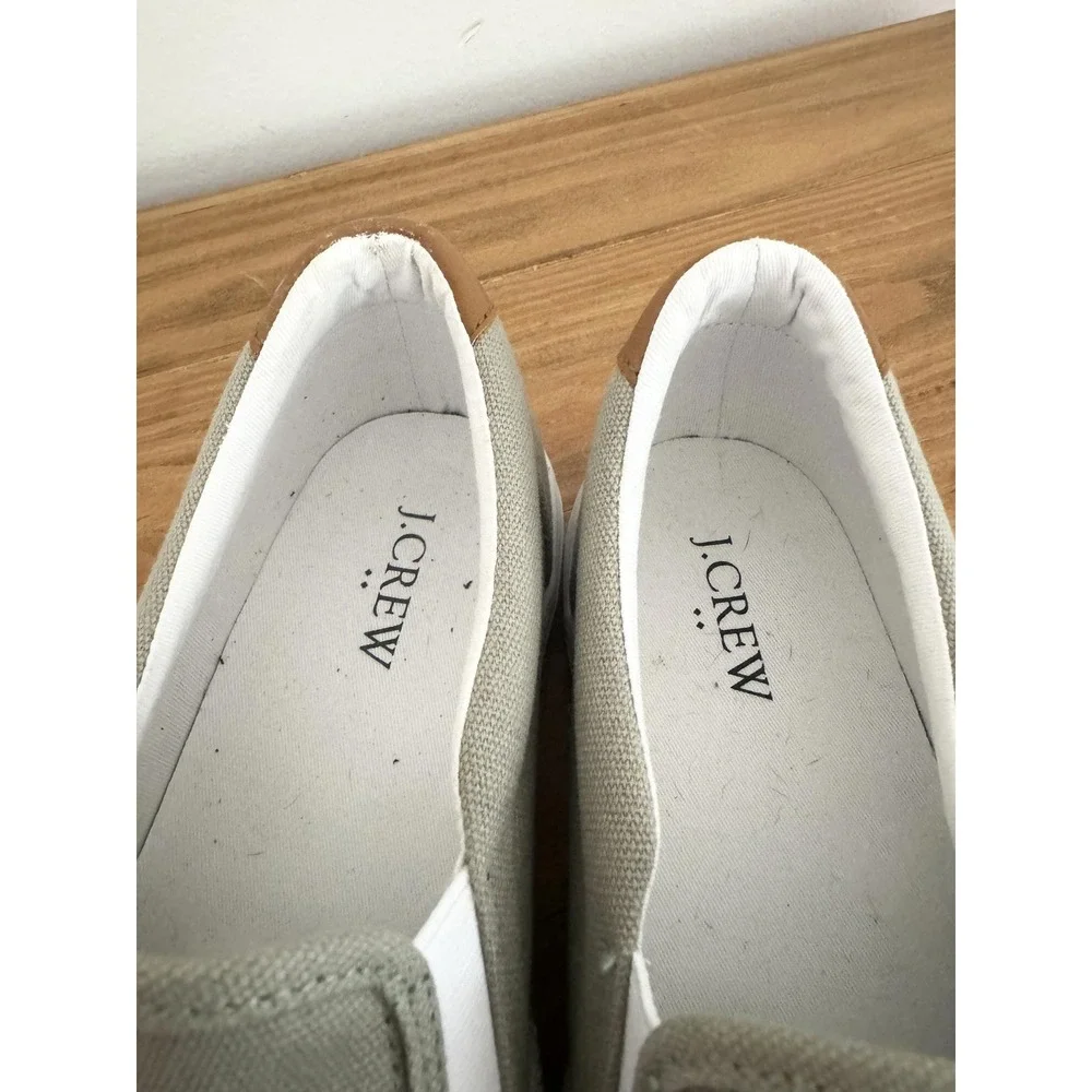 J. Crew step into