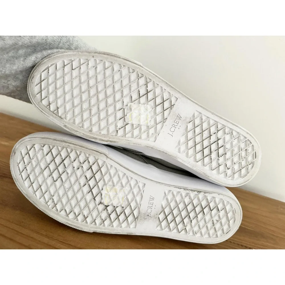 J. Crew step into