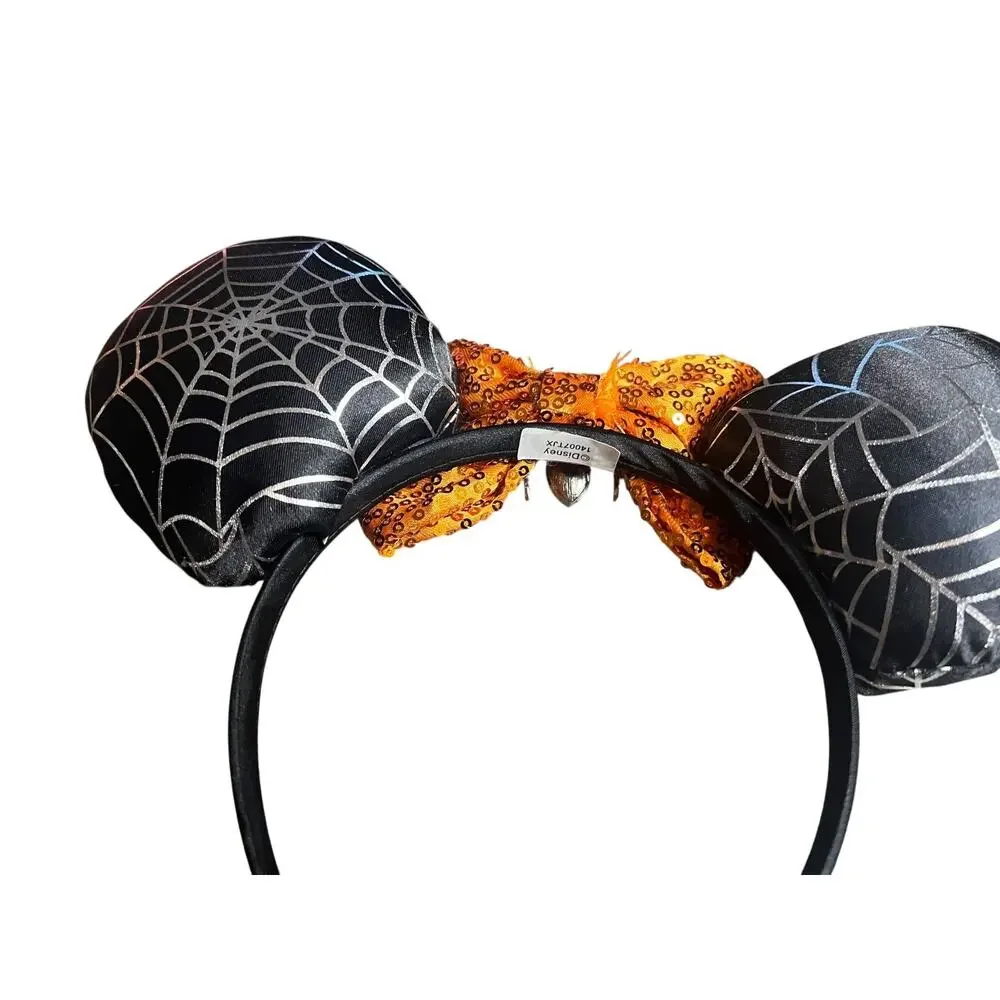 Disney embrace spooky