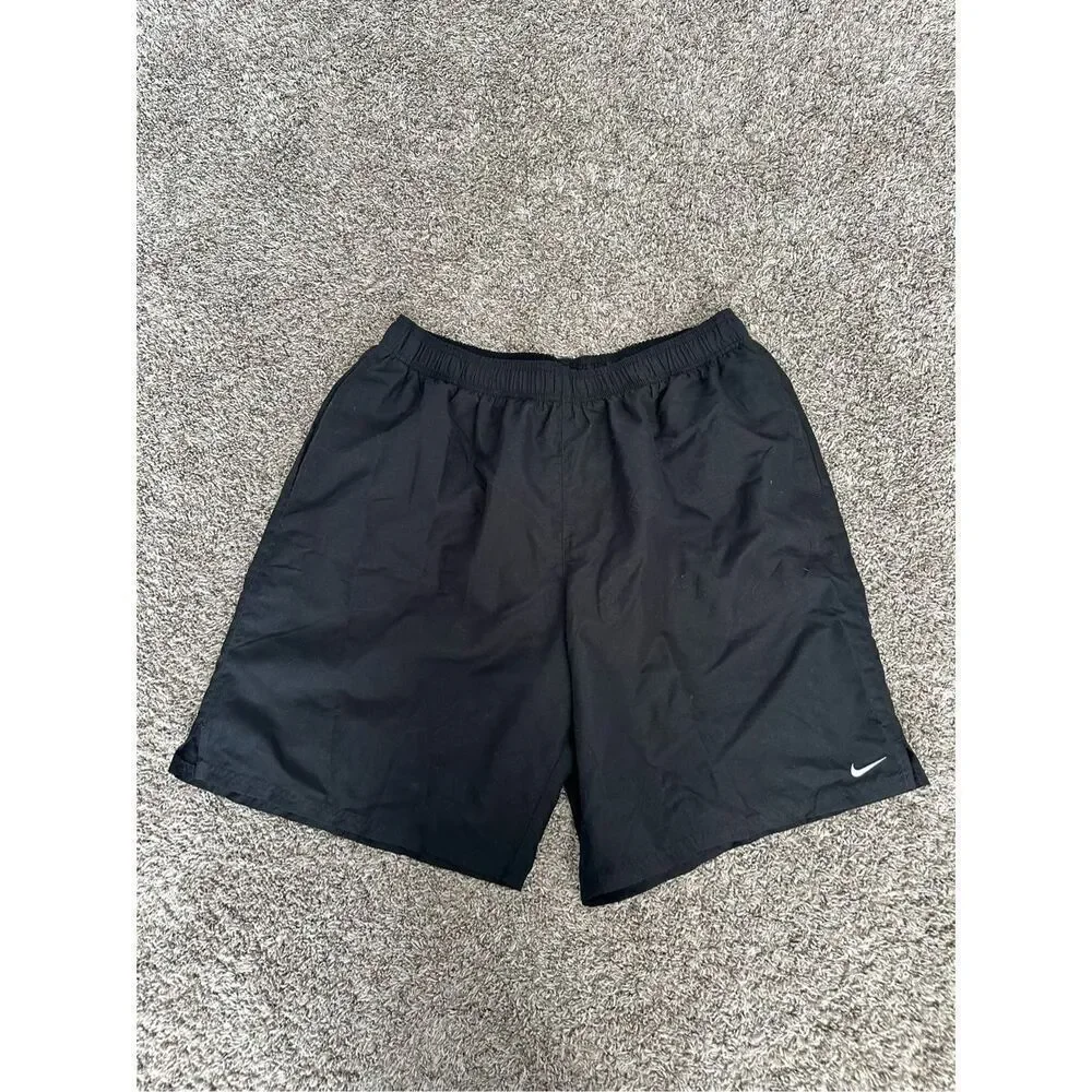 Nike Solid Essential Lap 9