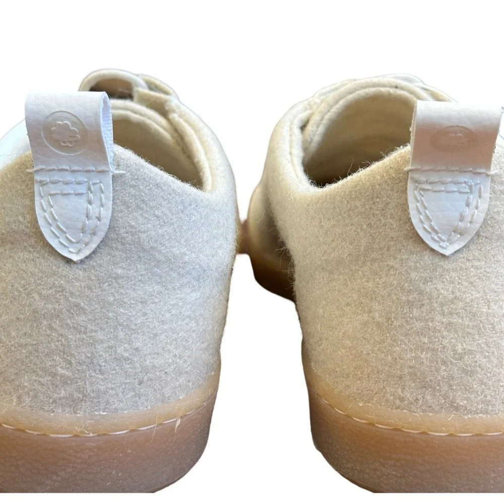 Common Projects baabuk introduces