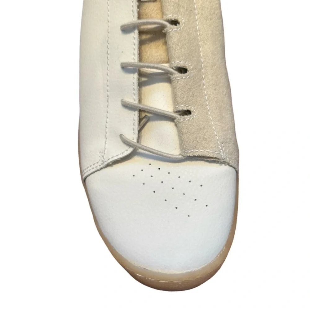 Common Projects baabuk introduces